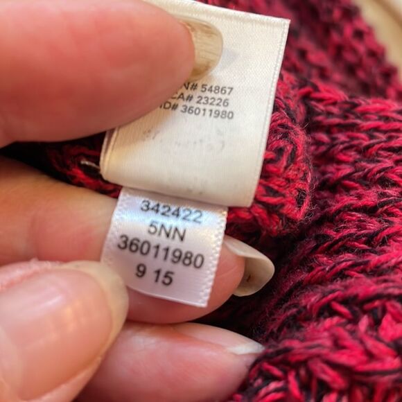 Victoria’s Secret red & black cotton slouchy sweater - Picture 10 of 10